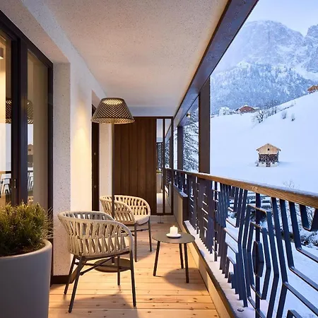 Movi Family Apart-Hotel ****S Corvara In Badia Exterior photo
